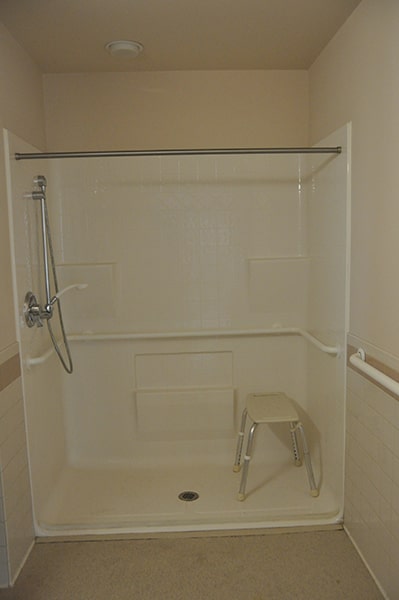 Margaret Wagner Apartments shower
